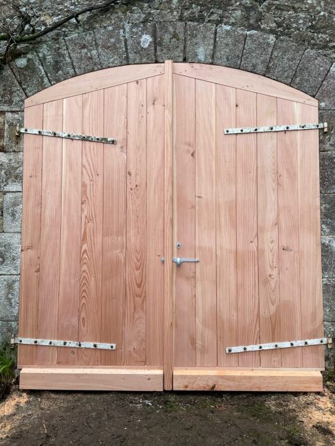 Réalisation portes de grange dans le Morbihan